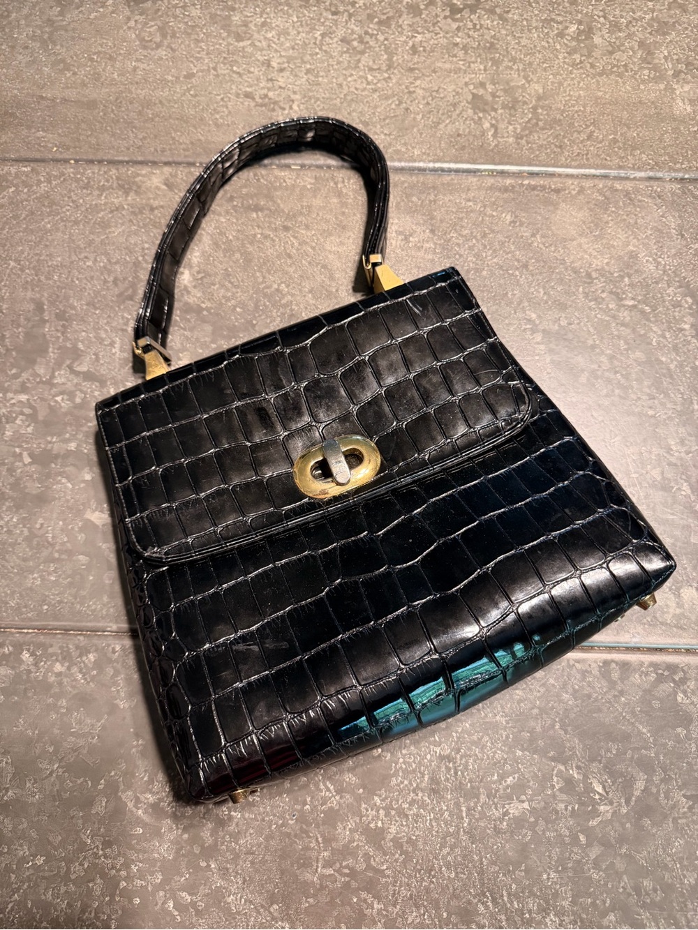 Vintage Black Embossed Alligator Crocodile Koret Handbag Turn Lock Man Made
